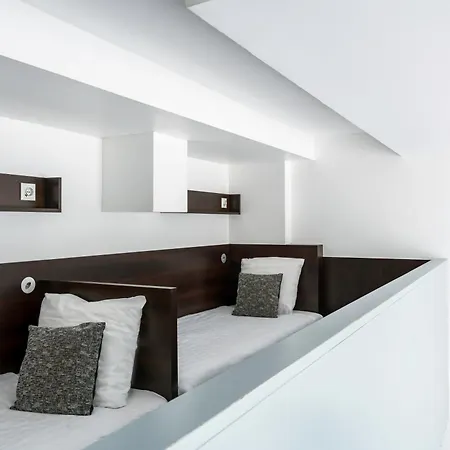 Garden Hotel 3*