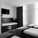 Garden Hotel