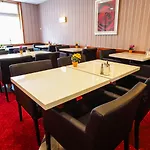 Garden Hotel 3*